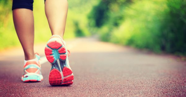 10 cosas que le pasan a tu cuerpo si caminas 10.000 pasos al día