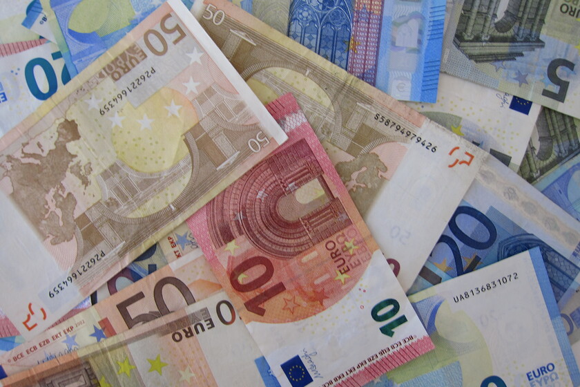 España nunca se ha financiado de forma tan barata: así son los eurobonos que se han emitido por primera vez