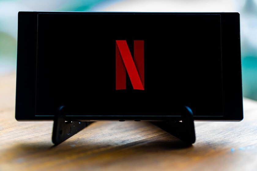 Haciéndonos pagar por compartir cuenta, Netflix ingresará 1.600 millones de dólares extra al año, según los analistas